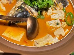 特色鱼头泡饭-明丰小渔馆(明月路店)