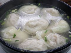 三鲜馄饨-万寿斋(山阴路店)
