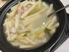 -围龙屋客家食府(福田店)