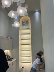 点击看大图 -十六番发型师事务所