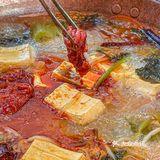 北京首家云南酸菜火锅，一口爱上！