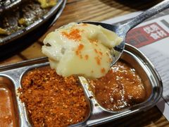 -青瓦炭韩潮烤肉(花园道店)