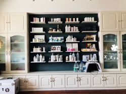 -scarlet斯卡莱美容护理机构