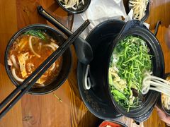 -丽虹云南过桥米线(兴工街店)