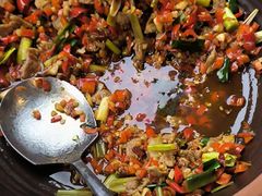 -有红鸡毛店·川菜(建设路店)