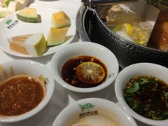 -潮牛壹号鲜牛肉火锅(世界城广场店)