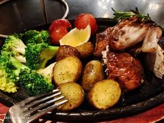 -WOLFGANG PUCK KITCHEN & BAR(迪士尼小镇店)