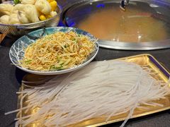 -山河屯铁锅炖(绥望路店)