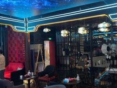 -屋有岛沉浸游戏旗舰店(中山公园店)