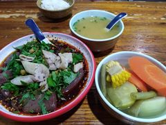 -朱大嘴肥肠血旺(福字街店)