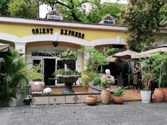 -火车头法国西餐厅