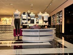 -Victoria's Secret(杭州湖滨银泰in77店)