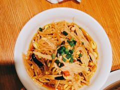 -诚铭记·虾仁汤包·成都小吃(融创店)