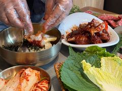 -草家酱蟹炭火烤肉店(珲春南路一店)