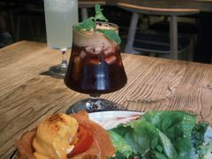 -Common Table · Brunch & Coffee