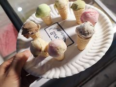 -席娜卡琳火车铁道夜市