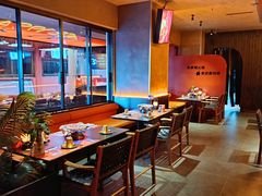 -何师烧烤Pro ·小龙虾·江湖川菜·精酿啤酒(太古里旗舰店)