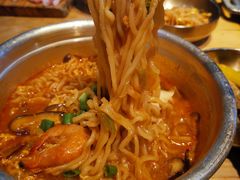 辛拉面-金顺韩式烤肉·网红烤肉店(广利路店)