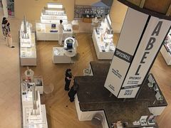 -乐蓬马歇百货公司(Rive Gauche)