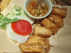 -大头虾越式风味餐厅(光明广场店)