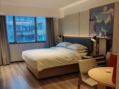 -宜尚酒店(广州上下九永庆坊长寿路地铁站店)