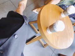 -星巴克臻选(嘉兴海宁银泰城店)