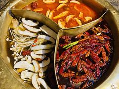 -小龙坎老火锅(华飞店)