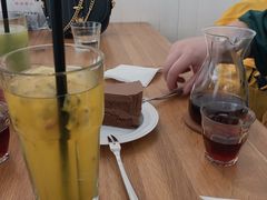 -Cafe Villa