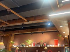 -巴卤社老火锅(财富店)