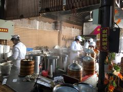 自助取餐区-忆秦园小笼包(惠山古镇总店)