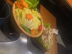 -湊湊火锅·茶憩(南京东路悦荟店)