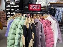 -斯普瑞斯奥特莱斯