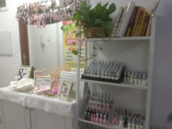 -UN·桃喜日系美睫美甲