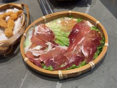 -阿婆情腊排骨火锅(古城旗舰店)