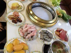 -布罗城堡自助烧烤(鸿通城购物中心店)