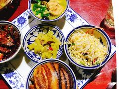 -窄巷子陕菜馆·地道陕西菜(粉巷店)