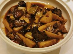 -贝勒爷·酥不腻烤鸭