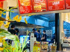-The Habit Burger Grill 哈比特汉堡(复兴soho店)