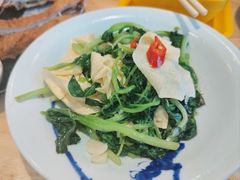 -玖鲜小笼(中山广场店)