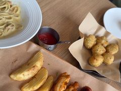 -必胜客(WOW象山涌金广场店)