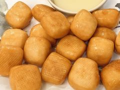 炼乳小馒头-来之顺海鲜菜馆·青岛菜·始于1993(栈桥店)