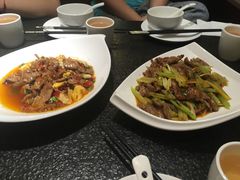 -万重锦·人文川菜馆(骡马市店)