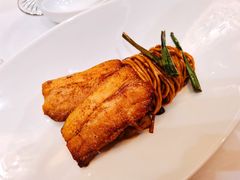 开扬油黑豚腩拌面-誉珑轩