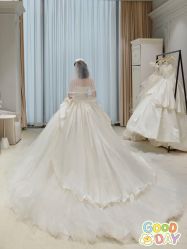 点击看大图 -MuseMarry婚纱(前海嘉里中心店)