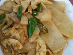 花腩炒鲜笋-天强农家菜馆