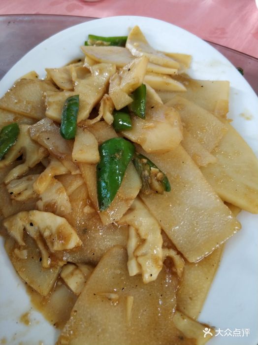 天强农家菜馆花腩炒鲜笋图片 - 第1张