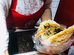 -三兄弟高炉烧饼