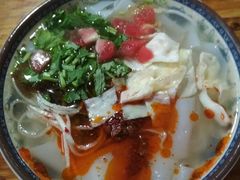 -巍山𤆵肉饵丝