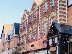 -钟书阁(松江泰晤士小镇店)