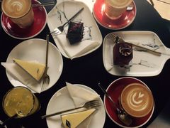 -UNI UNI(环亚凯瑟琳店)